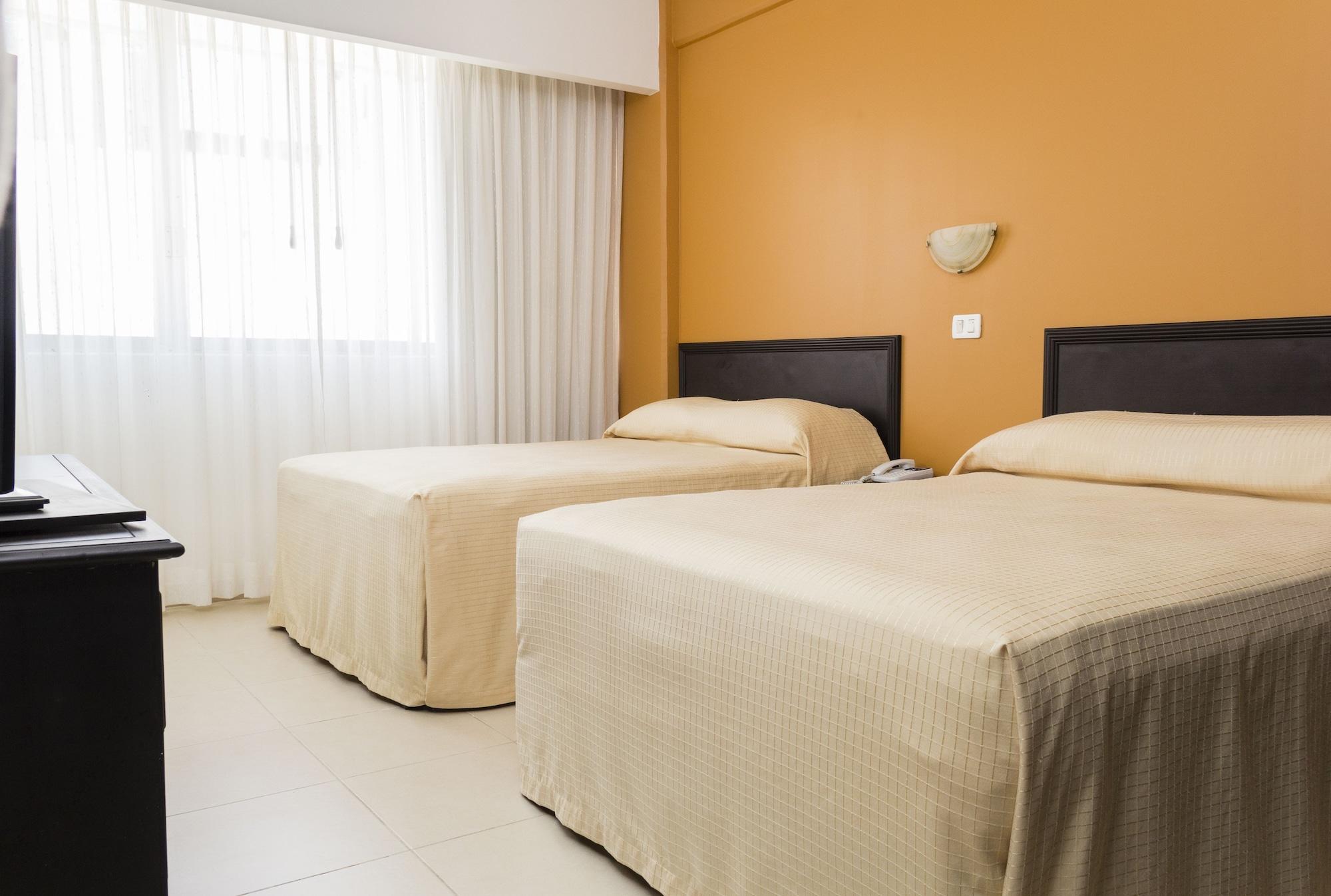 Hotel Miraflores ビジャエルモッサ エクステリア 写真