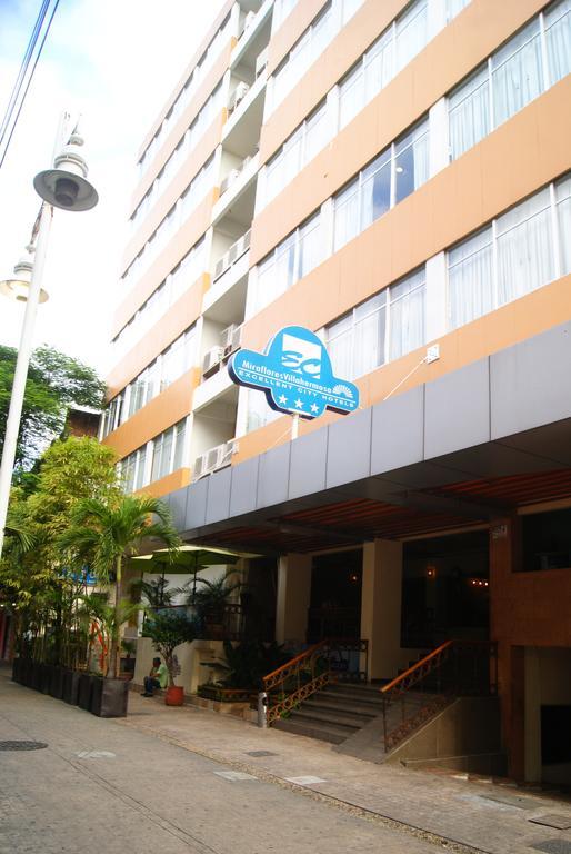 Hotel Miraflores ビジャエルモッサ エクステリア 写真