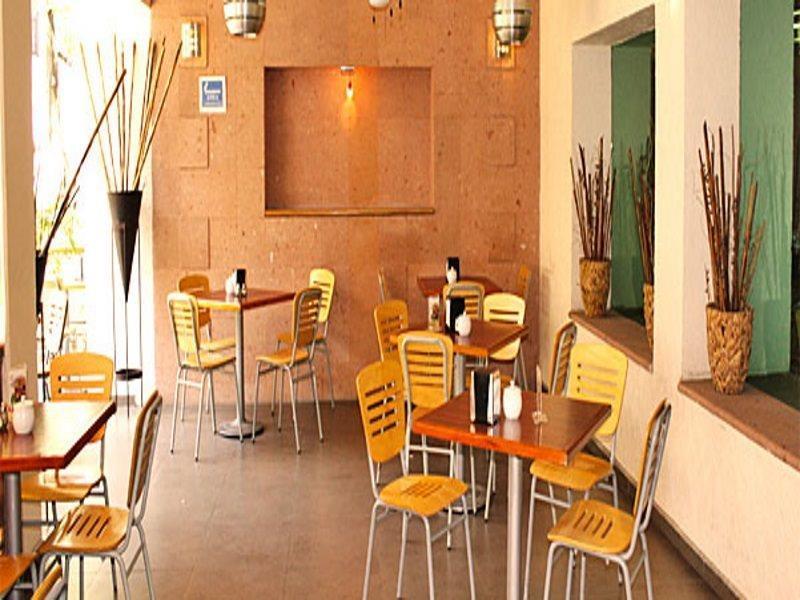 Hotel Miraflores ビジャエルモッサ エクステリア 写真