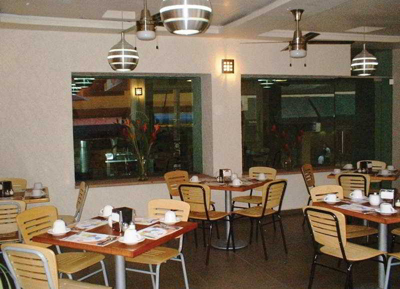 Hotel Miraflores ビジャエルモッサ エクステリア 写真